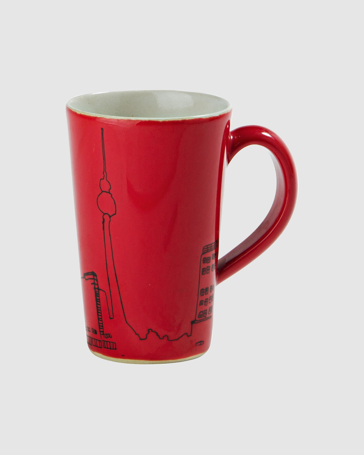 Rote Tasse mit Alexanderplatz