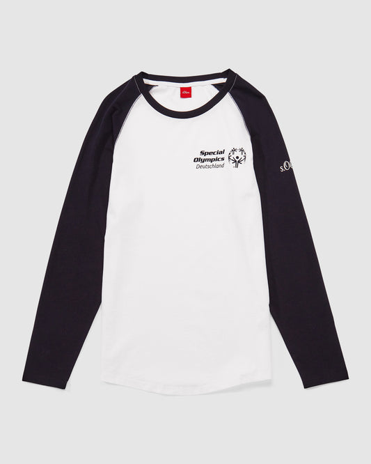 Schwarz-weißes Langarm Shirt mit Special Olympics Deutschland Logo vorn
