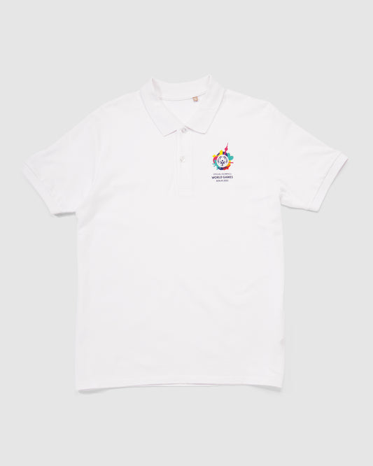 Weißes Poloshirt mit kleinem Weltspiele Logo vorne auf der Brust